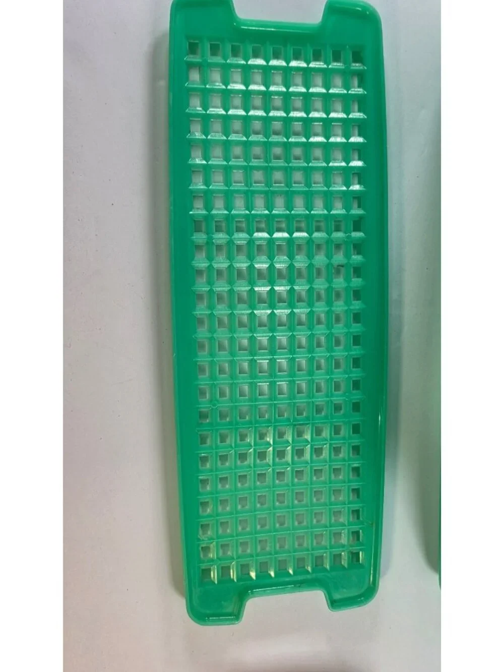 VINTAGE GREEN TUPPERWARE CELERY VEGETABLE KEEPER 3 PC 782 VEGGIE SEAL LID